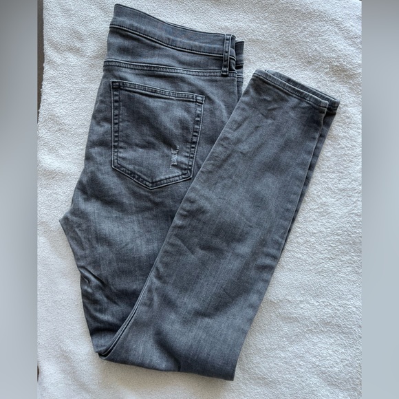 Gap 1969 Grey Wash Jeans 31R - Picture 3 of 5